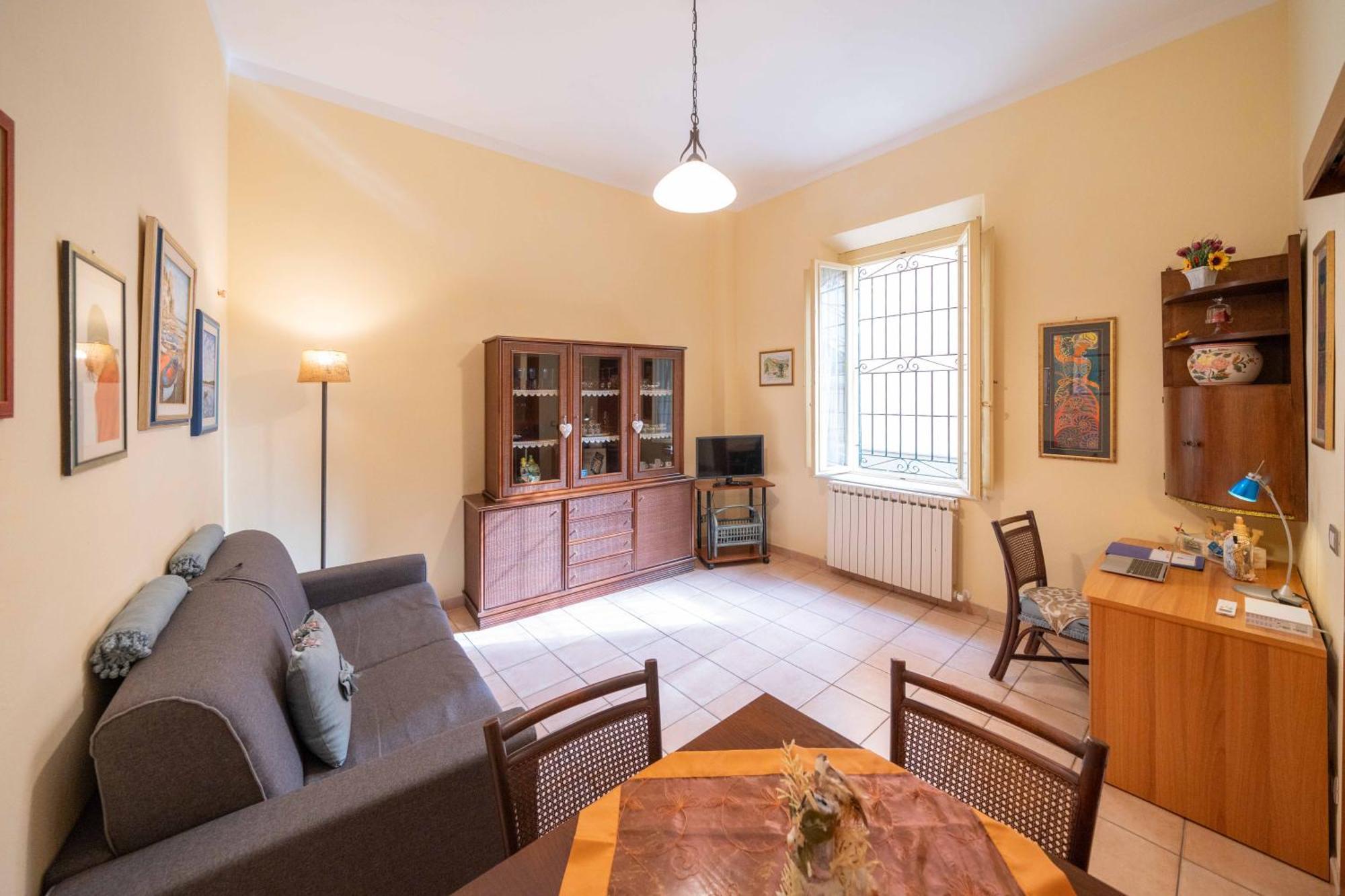 Nel Cuore Della Cittadina Termale Maison M&V Apartment Монтекатини Терме Екстериор снимка