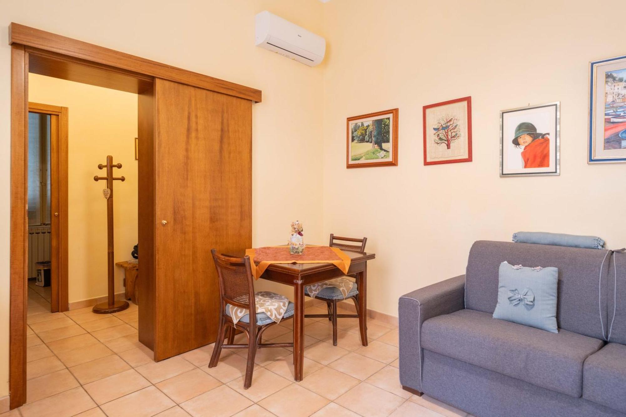 Nel Cuore Della Cittadina Termale Maison M&V Apartment Монтекатини Терме Екстериор снимка